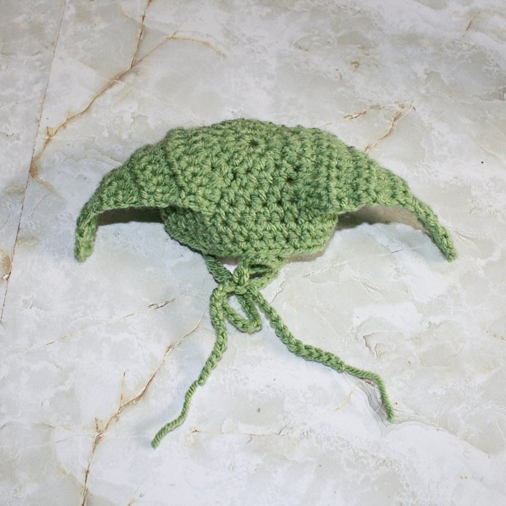 HAND CRAFTED Baby Yoda Mandalorian Crochet Cat Hat Wig Ears Costume Photo Prop - Picture 5 of 10